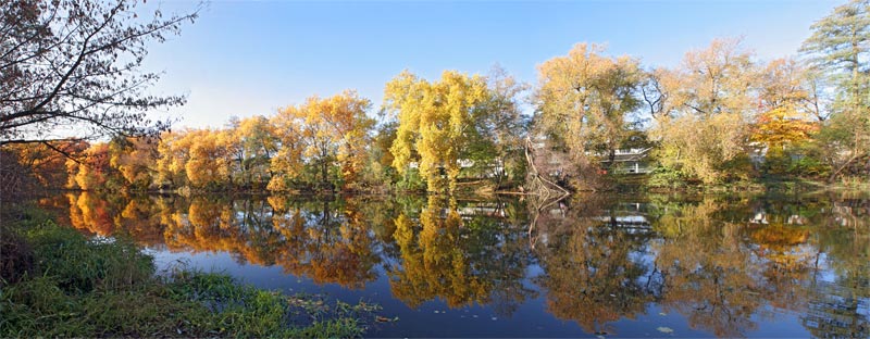 Herbstliche Romantik an der Saale in Jena Saale in Jena