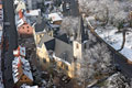 Verschneite Kirche im Wintere