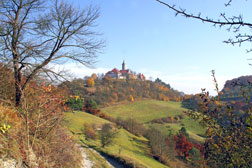 Herbstliche Leuchtenburg