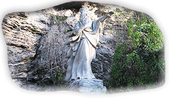 Der Erlkönig weist in die Ferne Denkmal vom Erlkönig