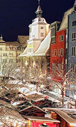 Jenaer Weihnachtsmarkt am Rathaus